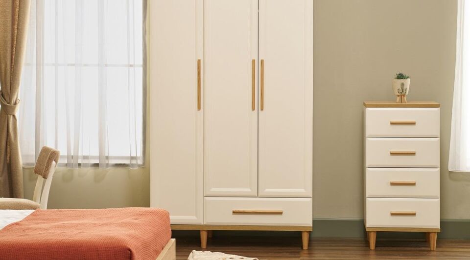 Mil Tena 3 Kapaklı Gardırop