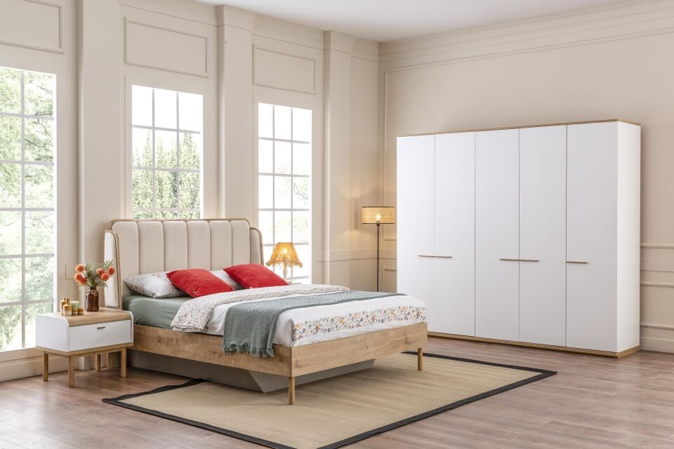 Krk Linda Yatak Odası Takımı