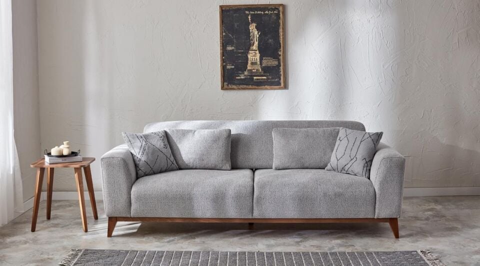 Mil Nova Yataklı Üçlü Koltuk