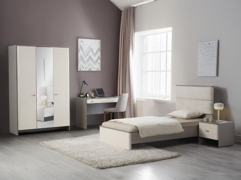 Arn Kumsal Genç Odası Takımı