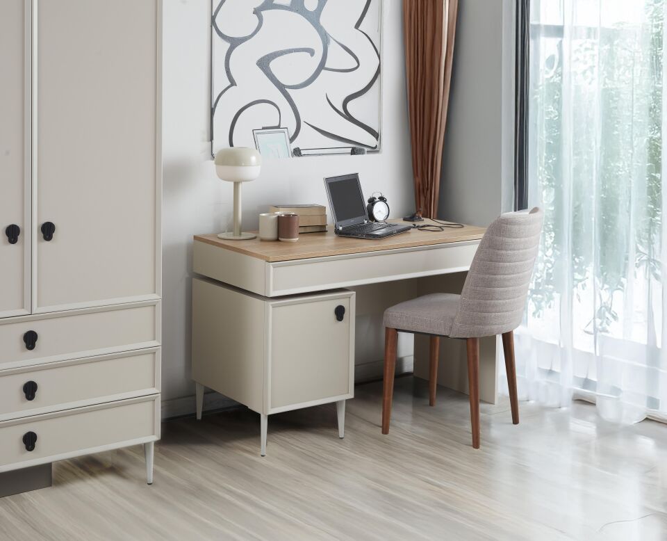 Arn Genç Merlin Çalışma Masası