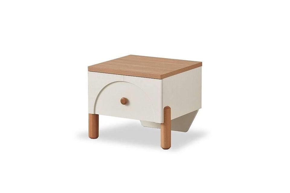 Arn Genç Foça Komodin